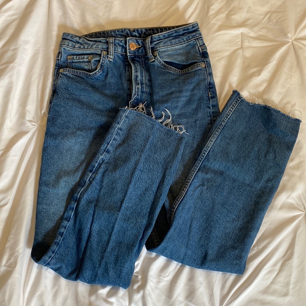 Size 2 H&M straight leg cut off jeans